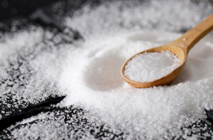 How much sodium in a teaspoon of salt?